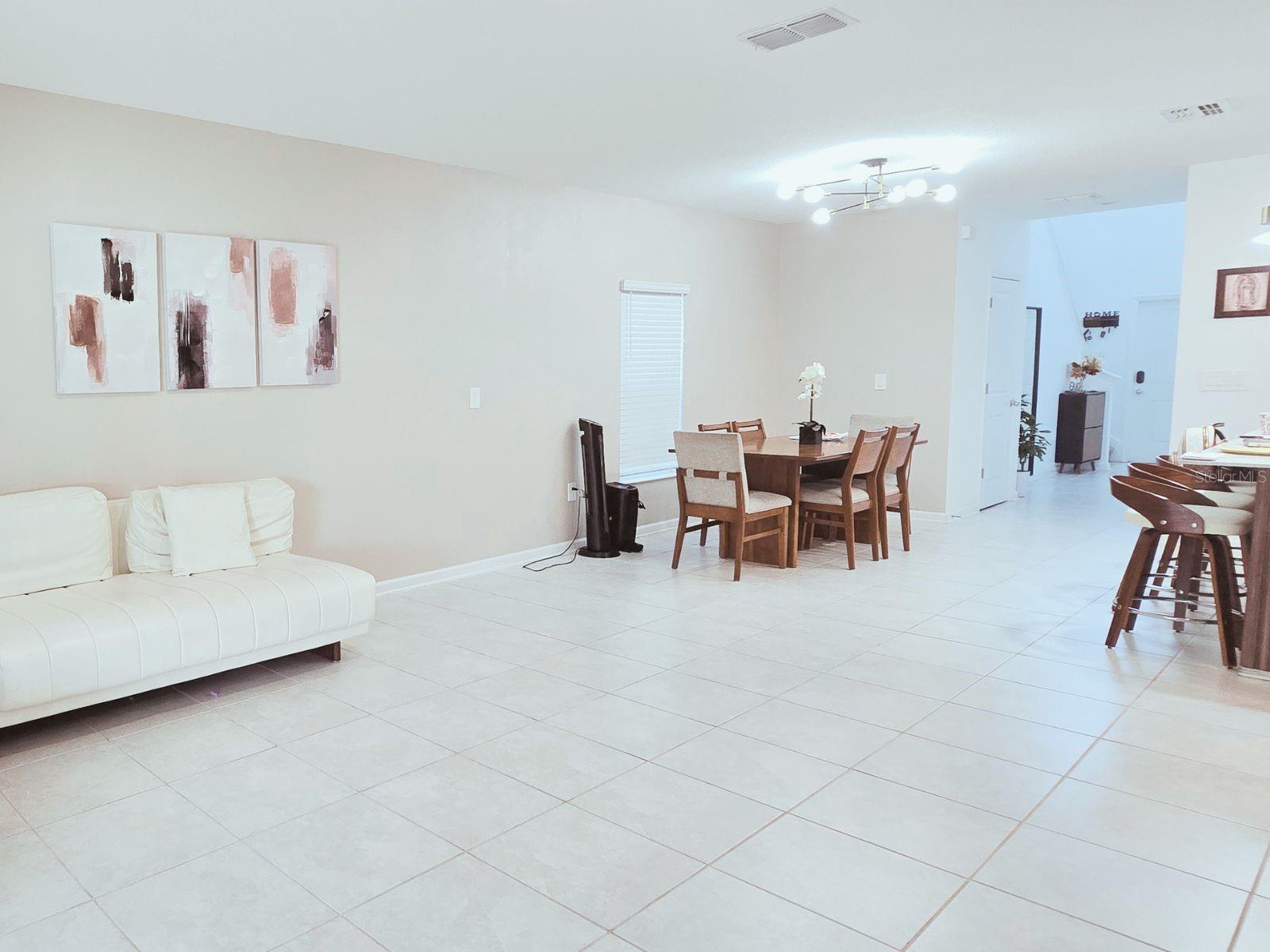 2739 Gentle Rain, Davenport, FL 33837