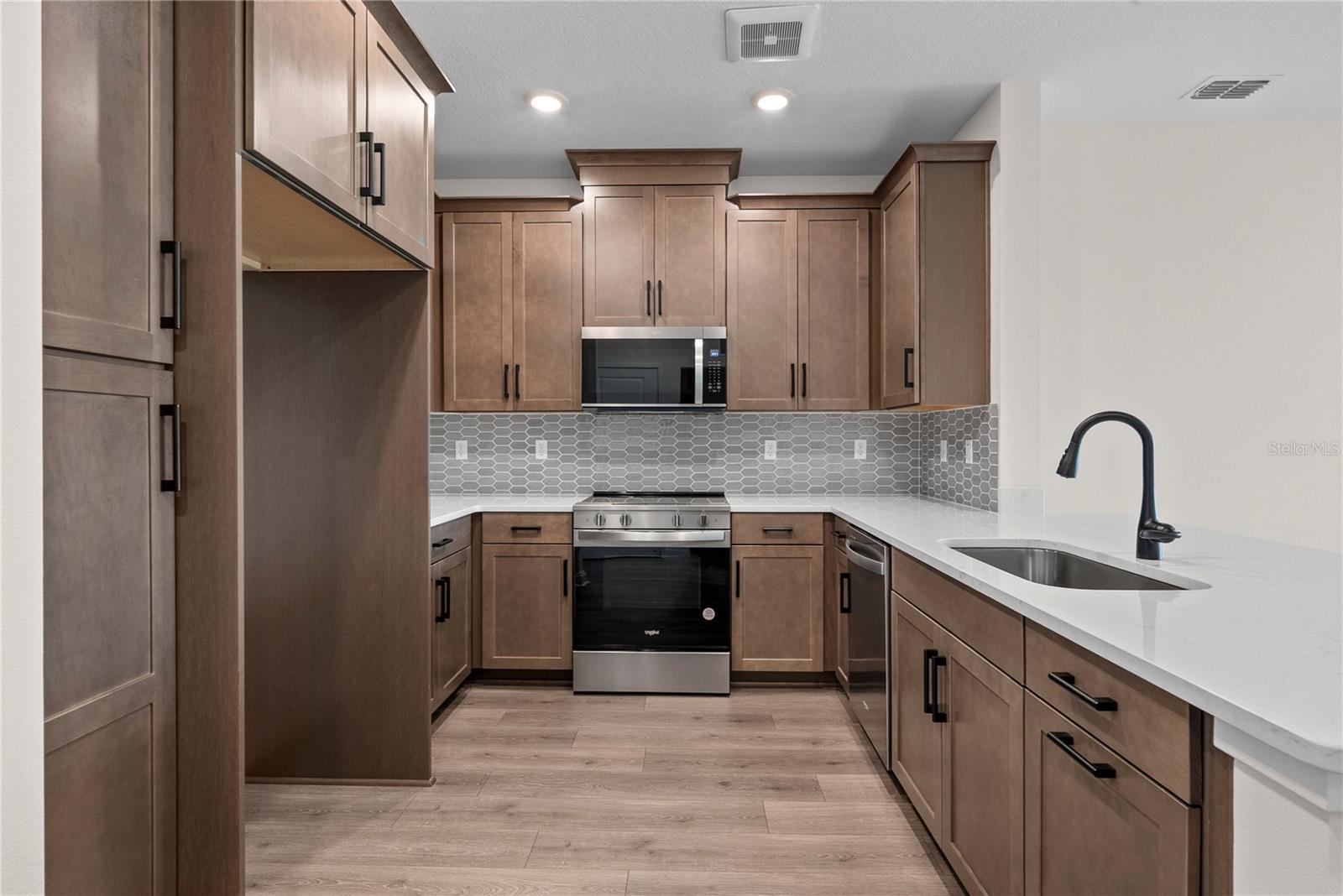 7545 Laureate Unit 7404, Orlando, FL 32827