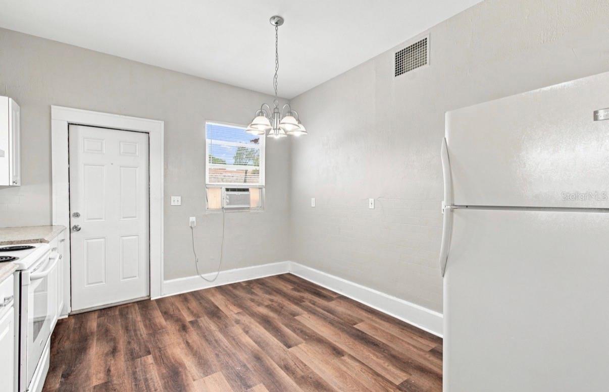 1140 10th, St Petersburg, FL 33705