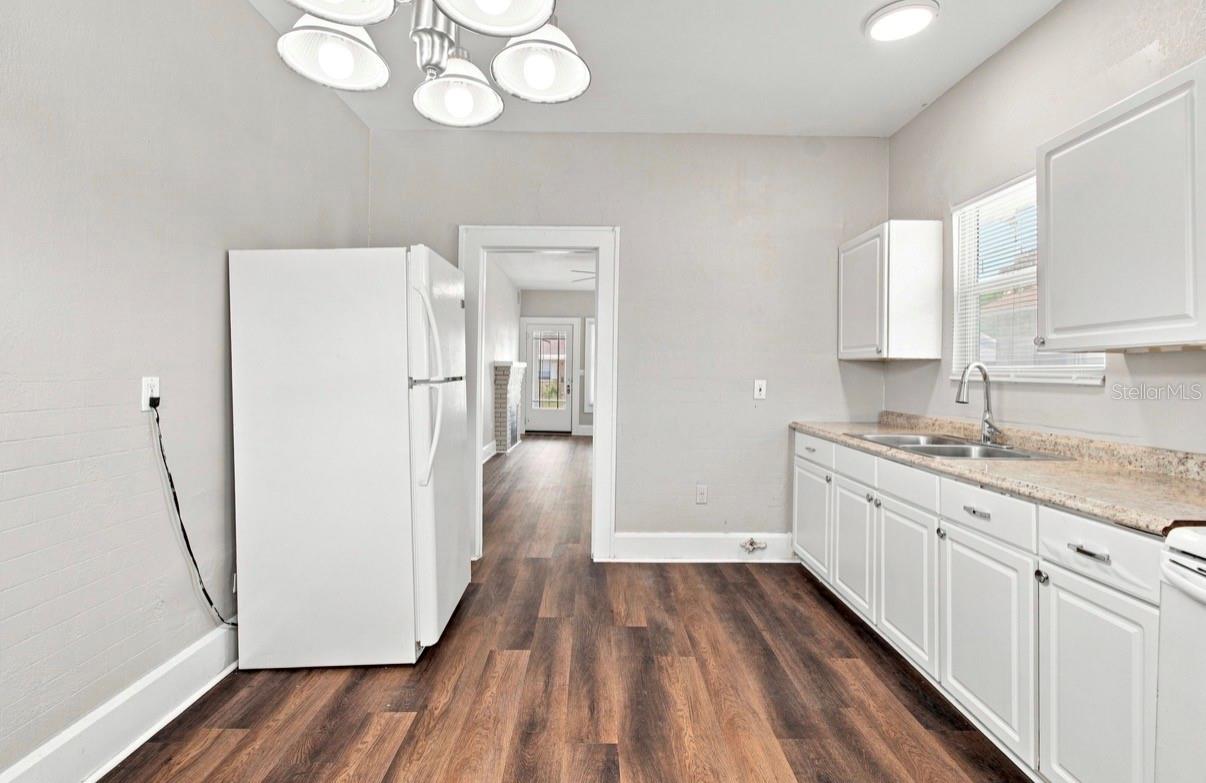 1140 10th, St Petersburg, FL 33705