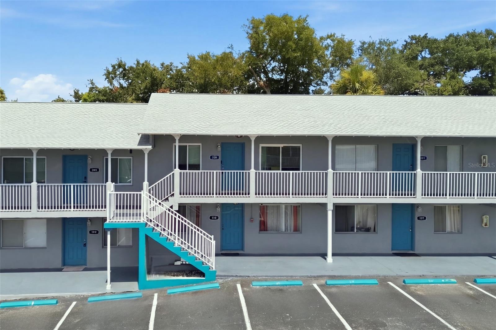 415 Halifax Unit 208, Daytona Beach, FL 32118