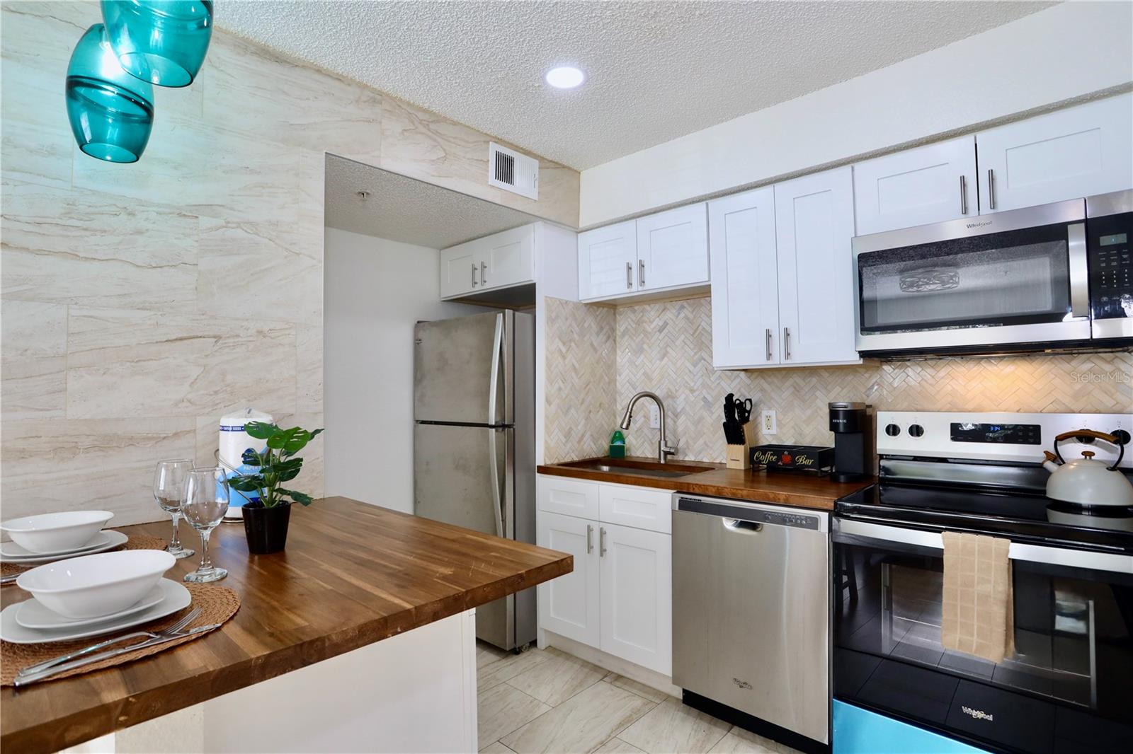 2207 Antigua Unit 717, Kissimmee, FL 34741