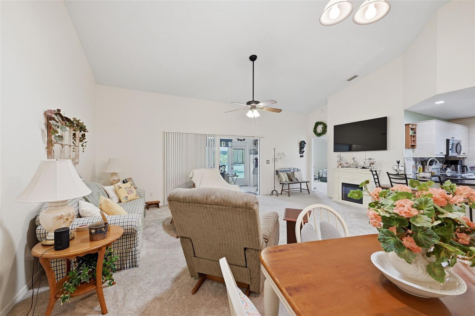 2418 Oxford Down Unit 43, Sun City Center, FL 33573