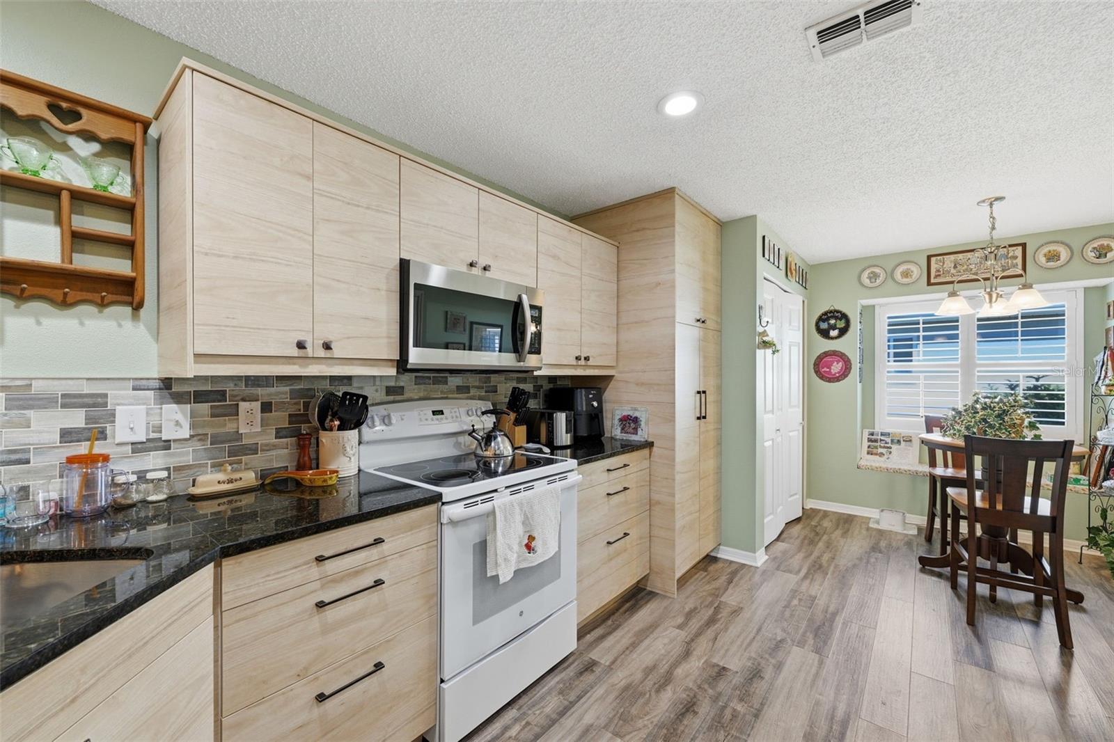 2418 Oxford Down Unit 43, Sun City Center, FL 33573