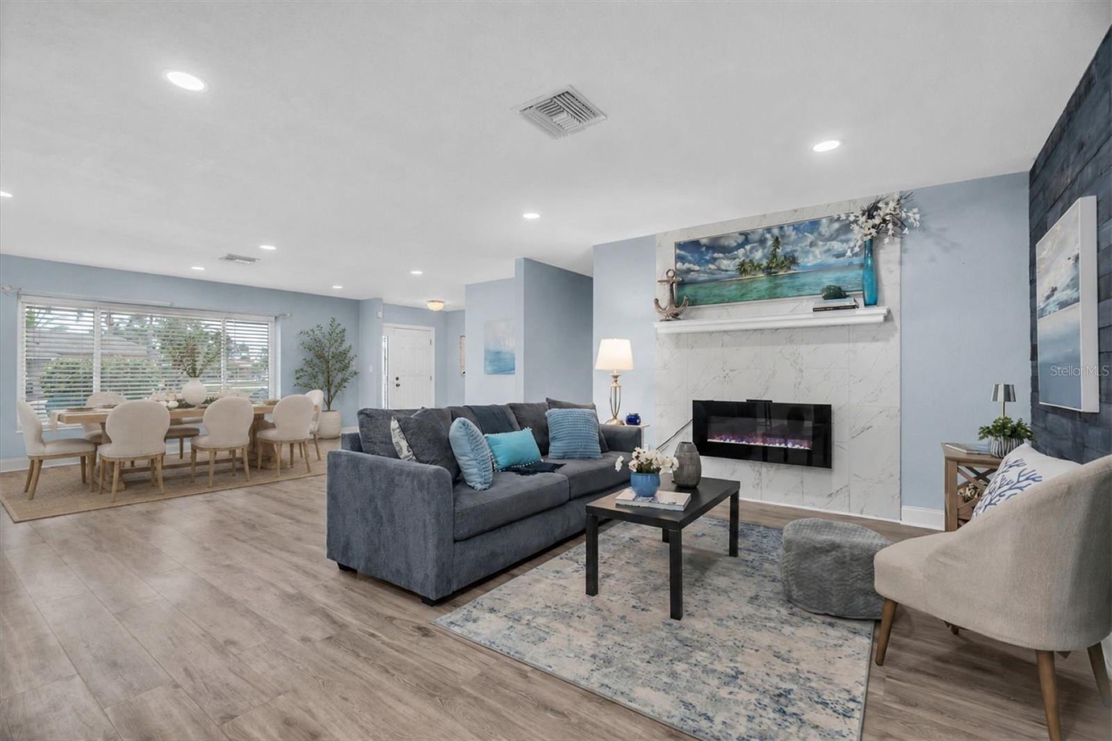 7891 4th, St Petersburg, FL 33707