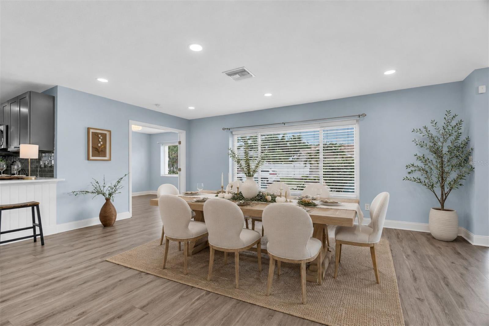 7891 4th, St Petersburg, FL 33707