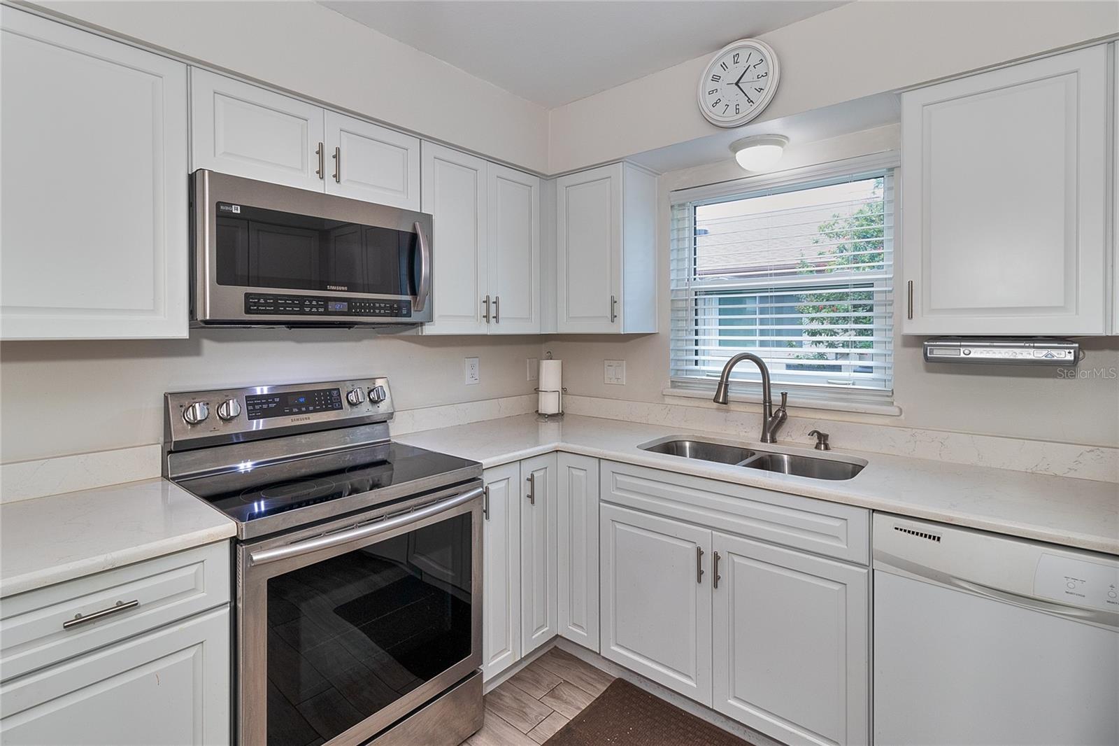 3217 Mcmath, Palm Harbor, FL 34684