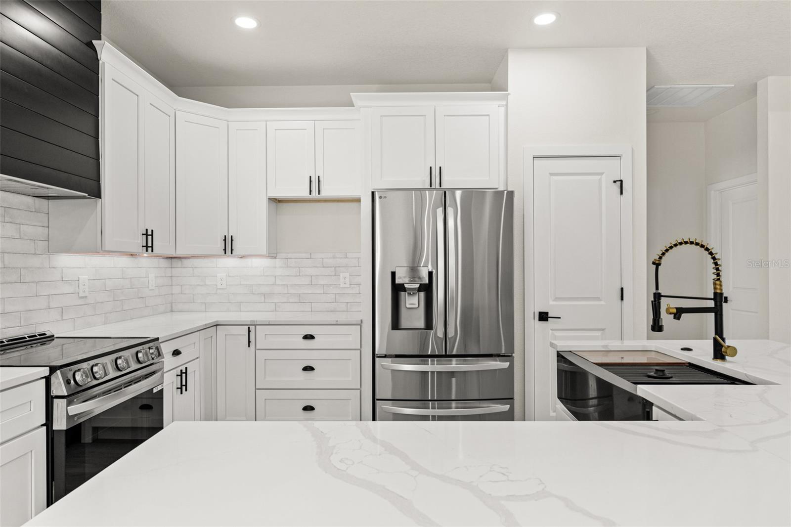 10439 Gypsy, Weeki Wachee, FL 34613