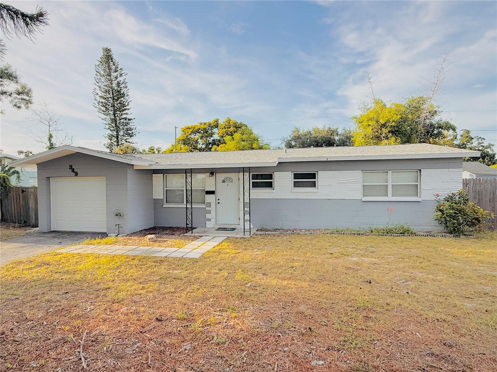 349 Dolphin, St Petersburg, FL 33705