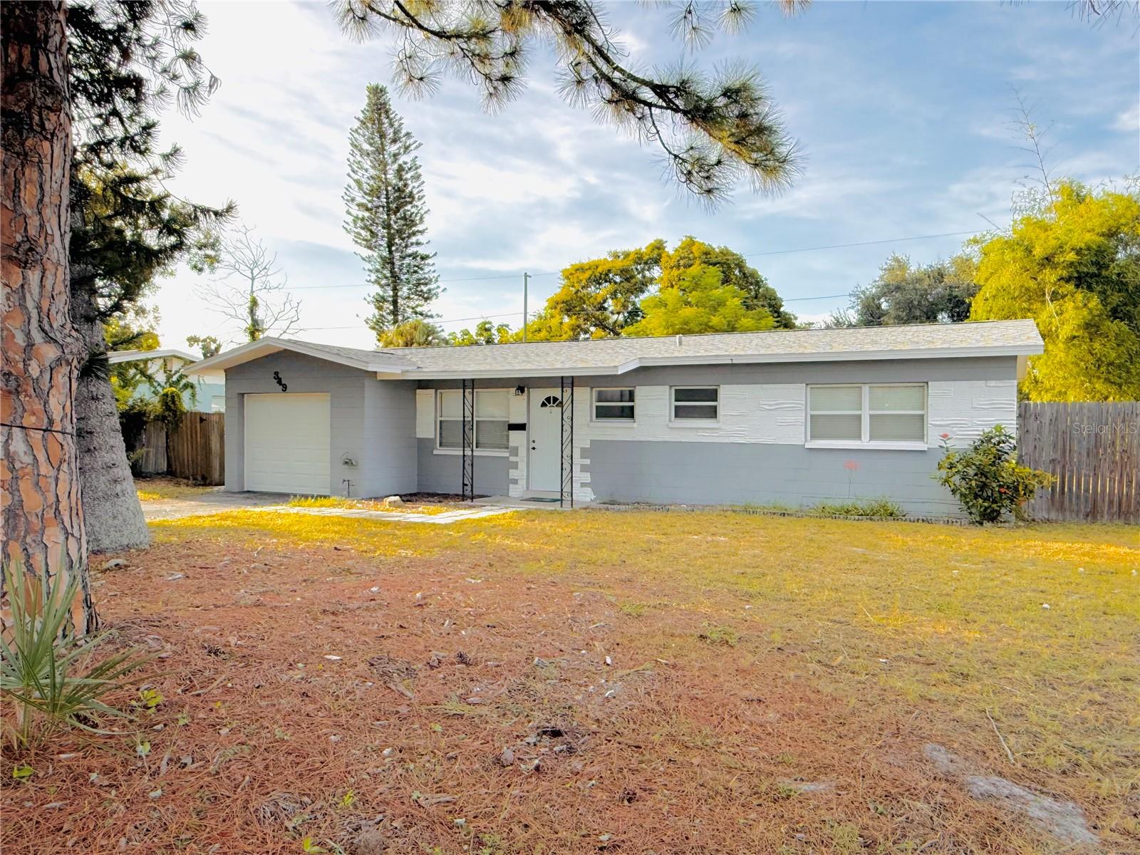 349 Dolphin, St Petersburg, FL 33705