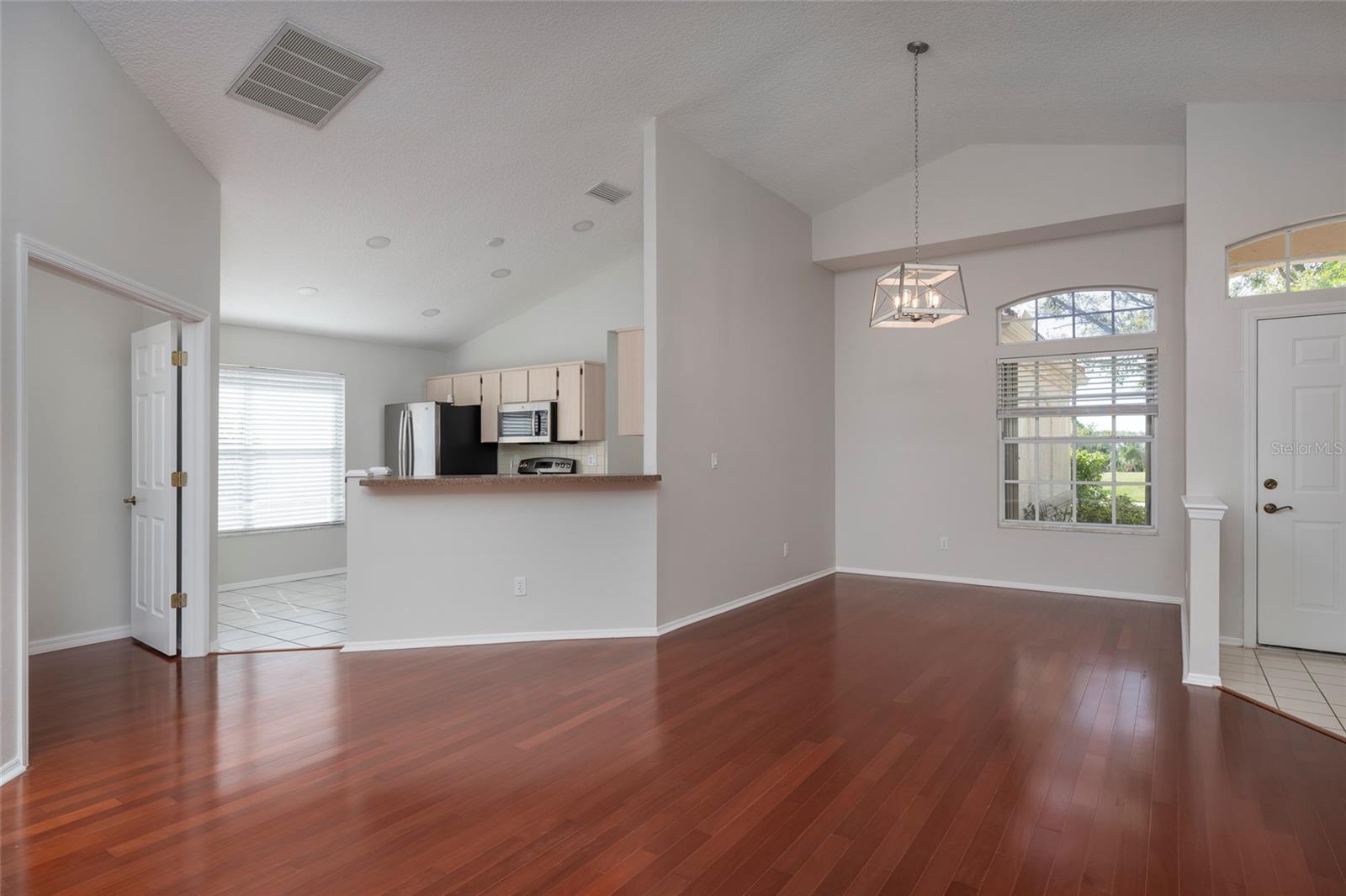 717 Lighthouse, Tarpon Springs, FL 34689