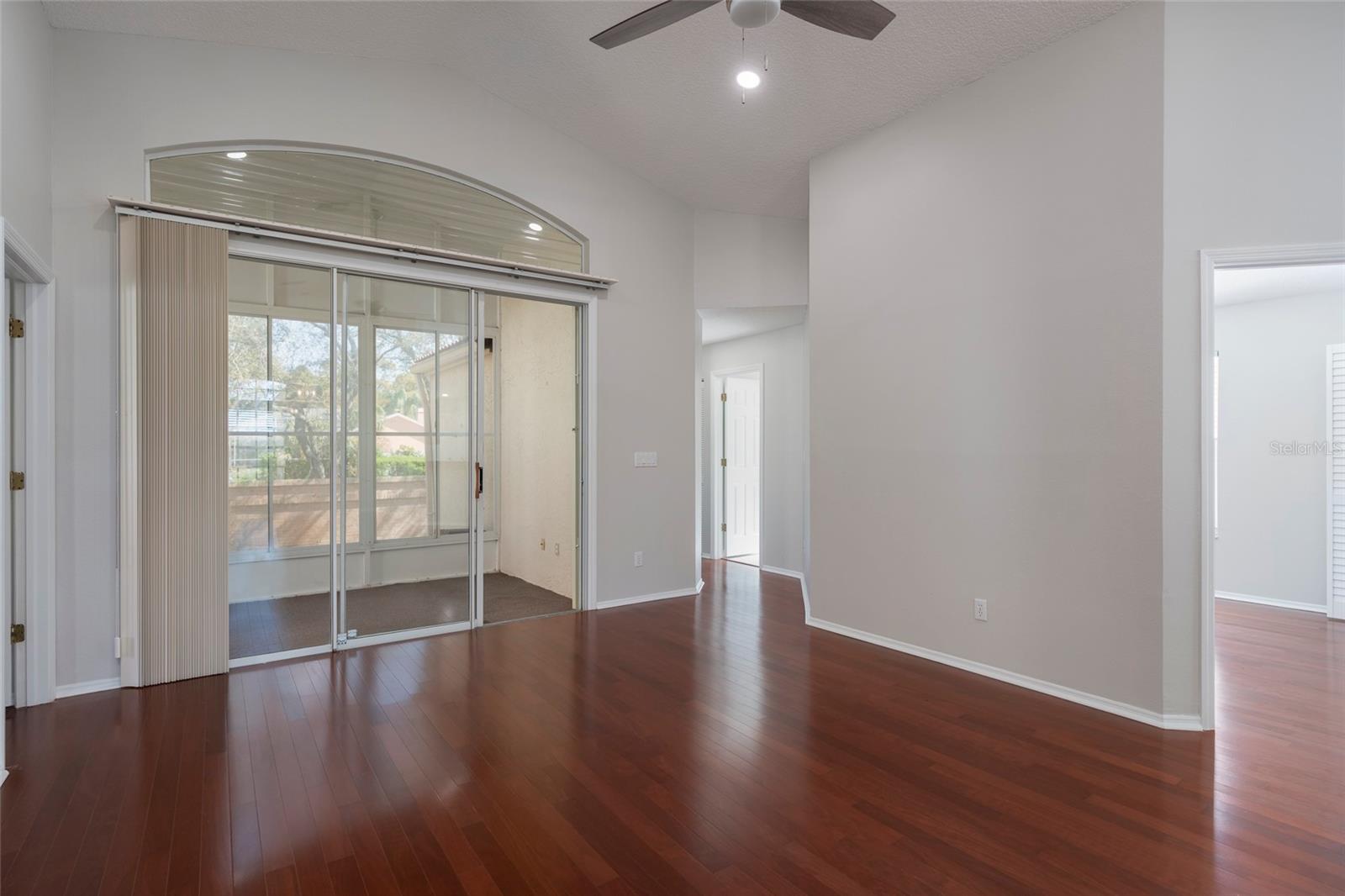 717 Lighthouse, Tarpon Springs, FL 34689