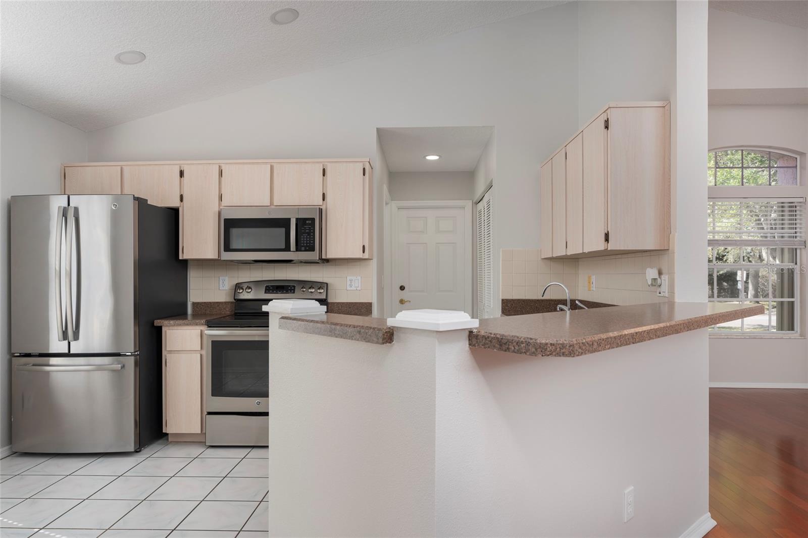 717 Lighthouse, Tarpon Springs, FL 34689