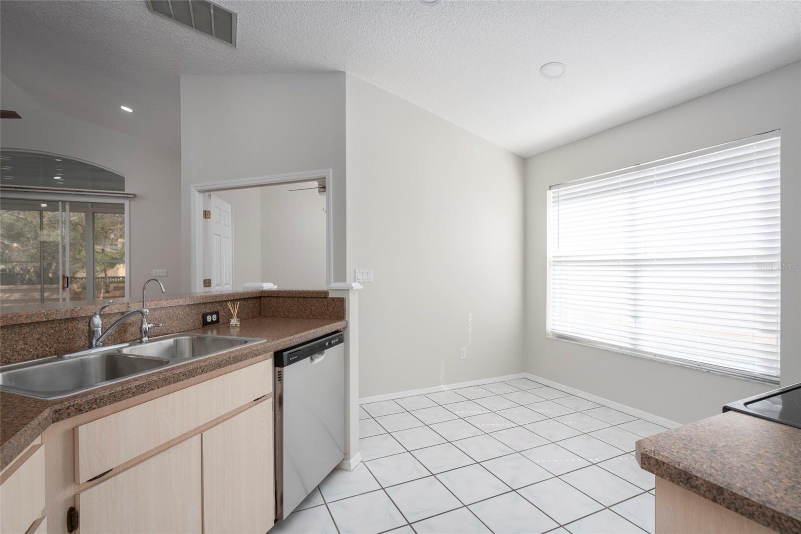 717 Lighthouse, Tarpon Springs, FL 34689
