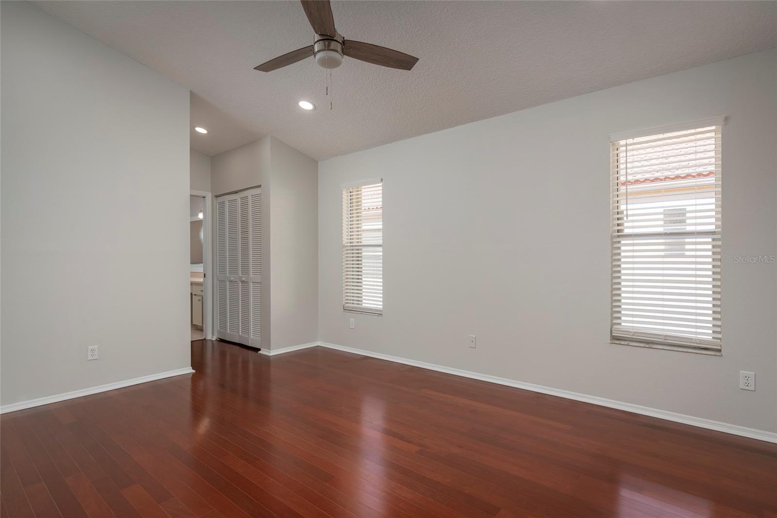 717 Lighthouse, Tarpon Springs, FL 34689