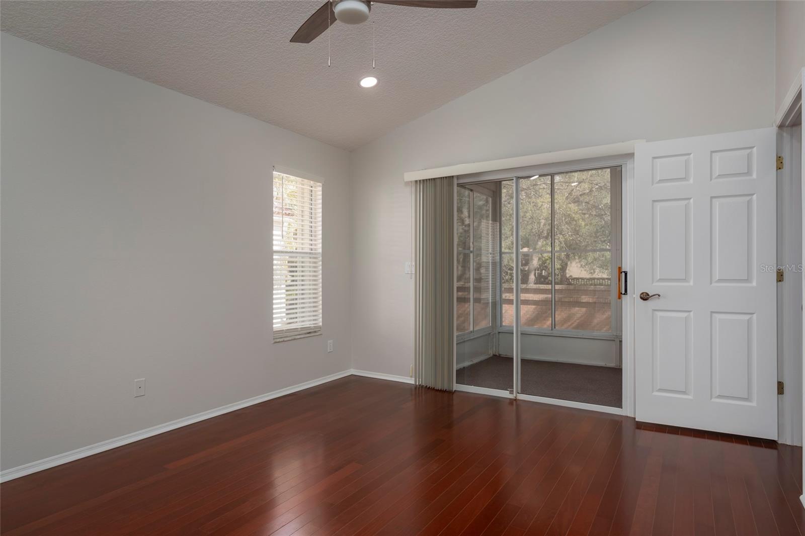717 Lighthouse, Tarpon Springs, FL 34689