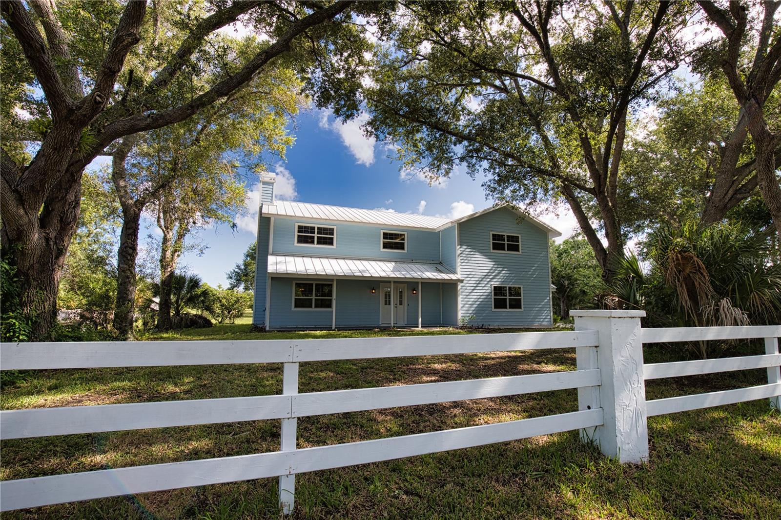 916 Bayshore, Englewood, FL 34223