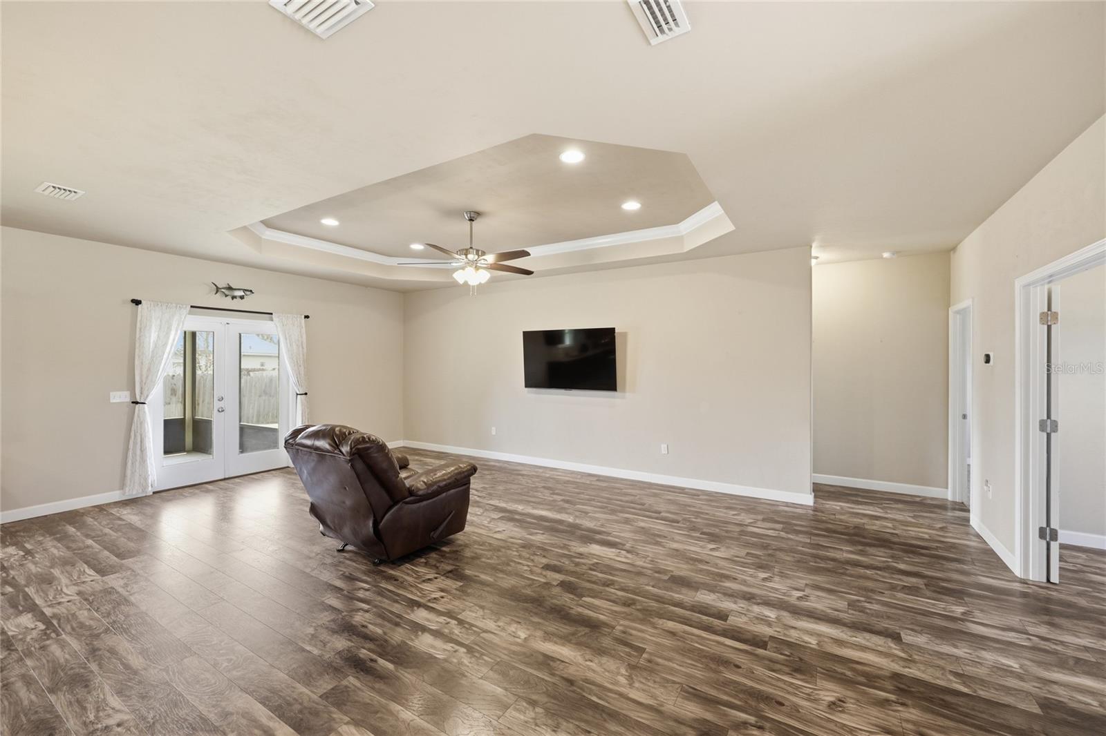22971 6th, Newberry, FL 32669