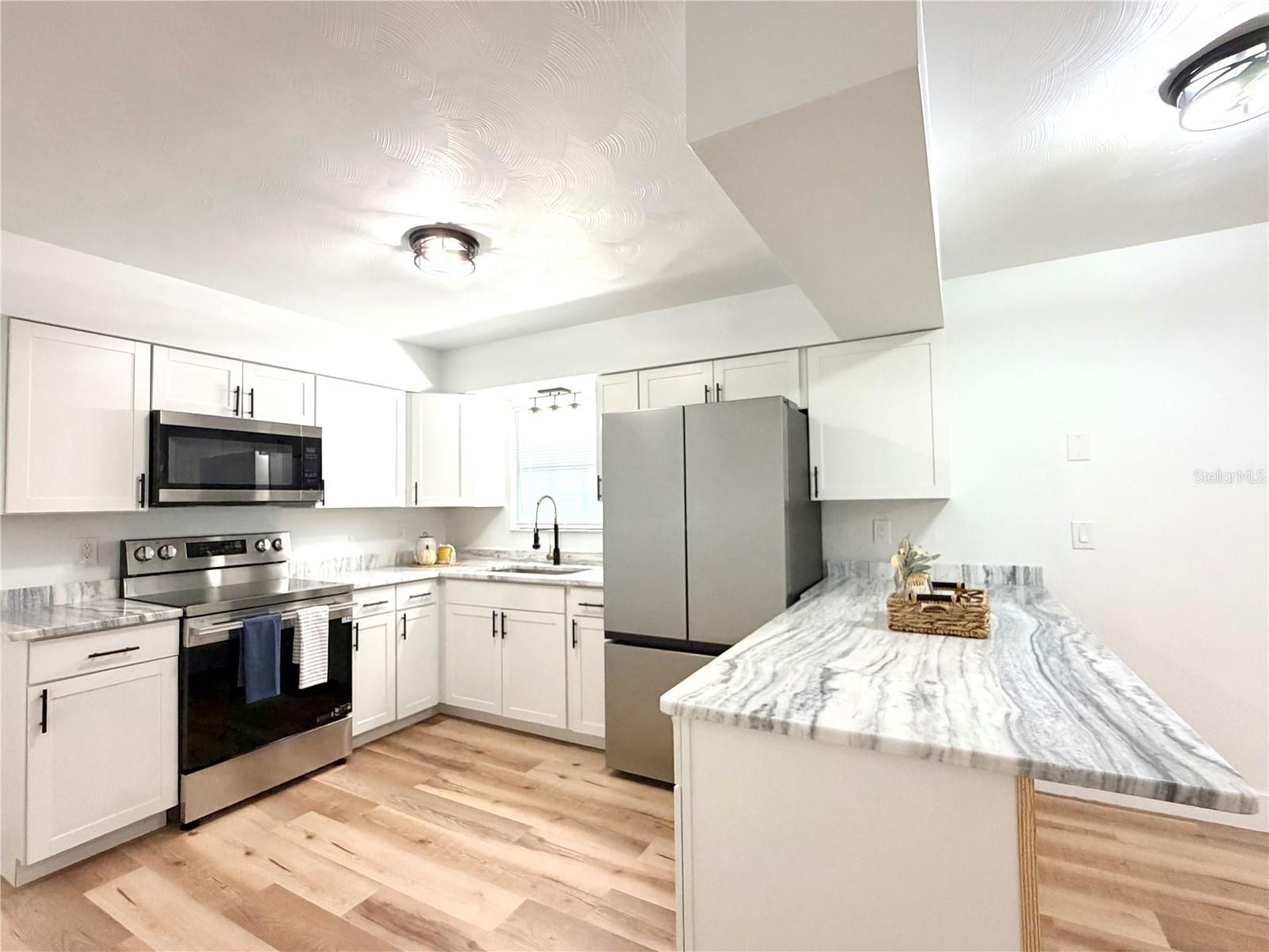 2555 67th, Ocala, FL 34480