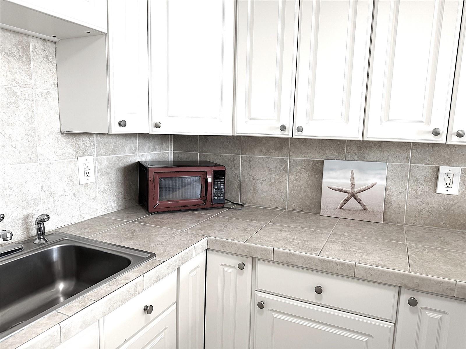 7665 Sun Island Unit 409, South Pasadena, FL 33707
