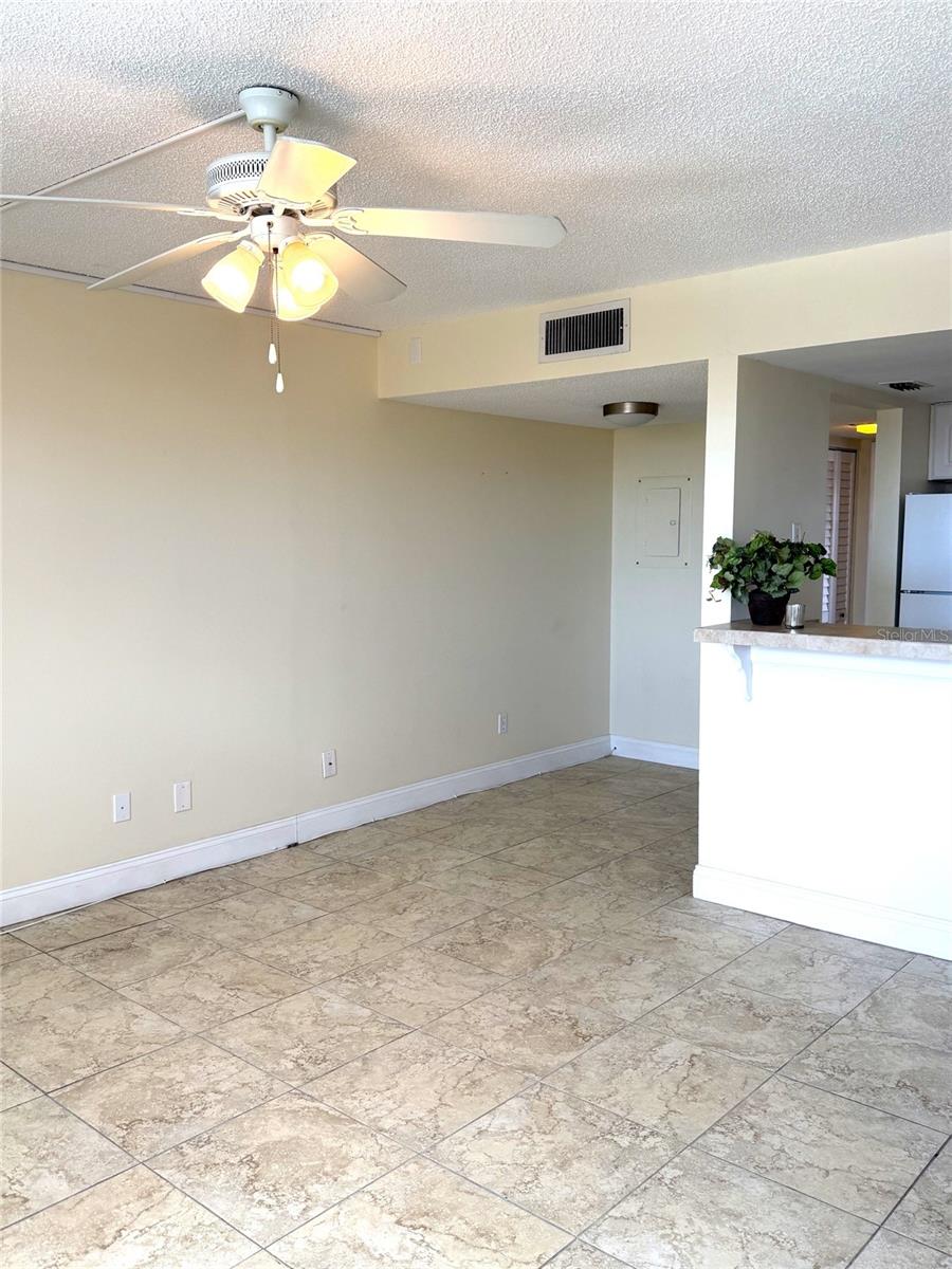 7665 Sun Island Unit 409, South Pasadena, FL 33707