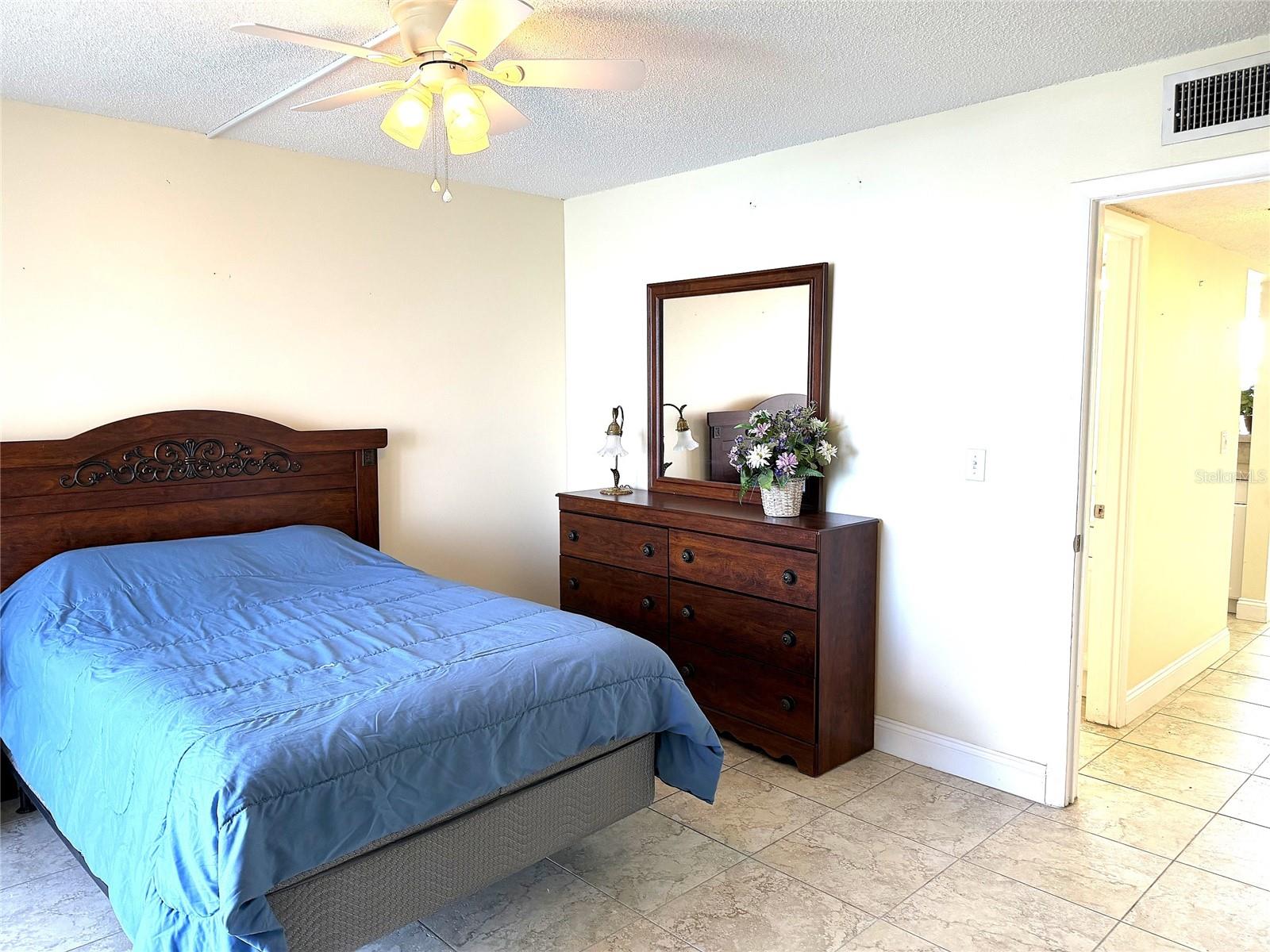 7665 Sun Island Unit 409, South Pasadena, FL 33707