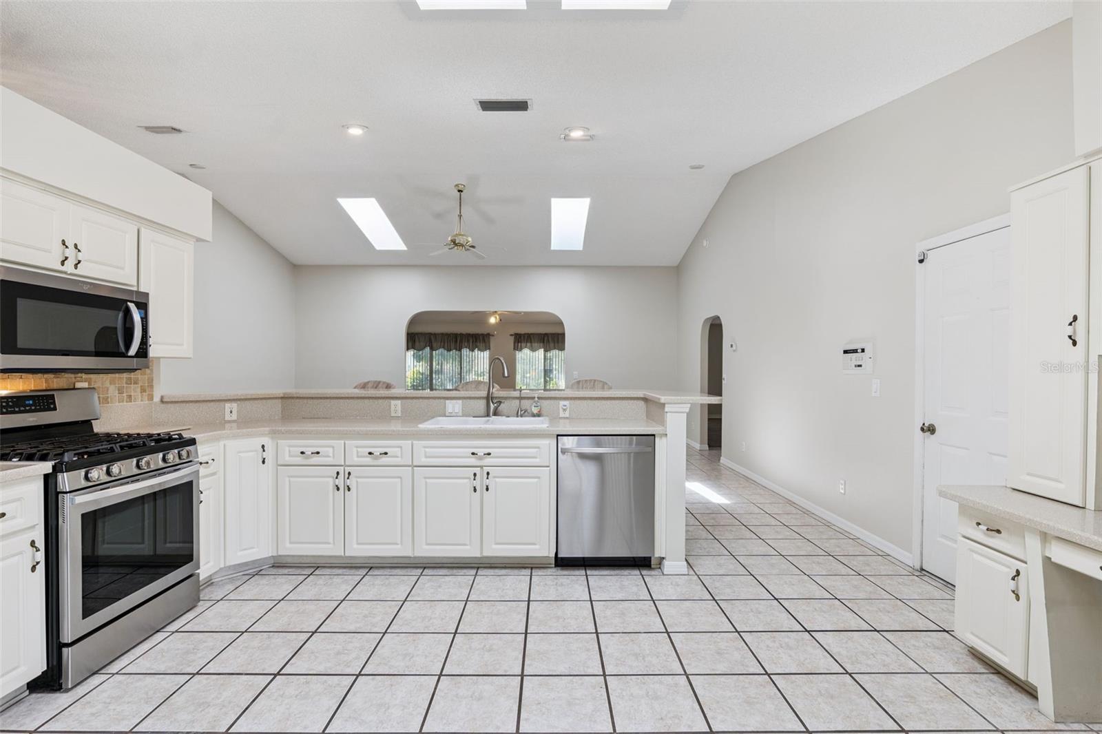 26744 Racquet, Leesburg, FL 34748