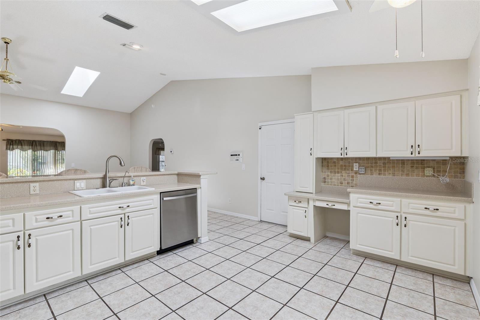 26744 Racquet, Leesburg, FL 34748