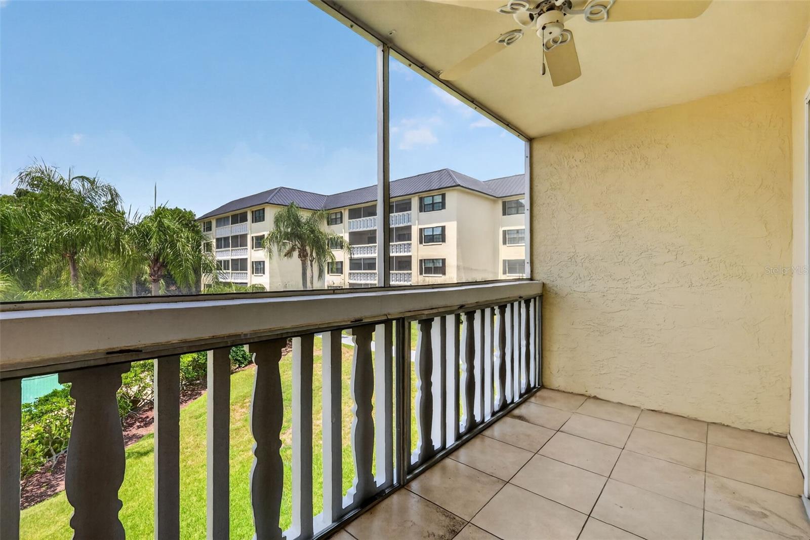 101 Grandview Unit 203, Mount Dora, FL 32757