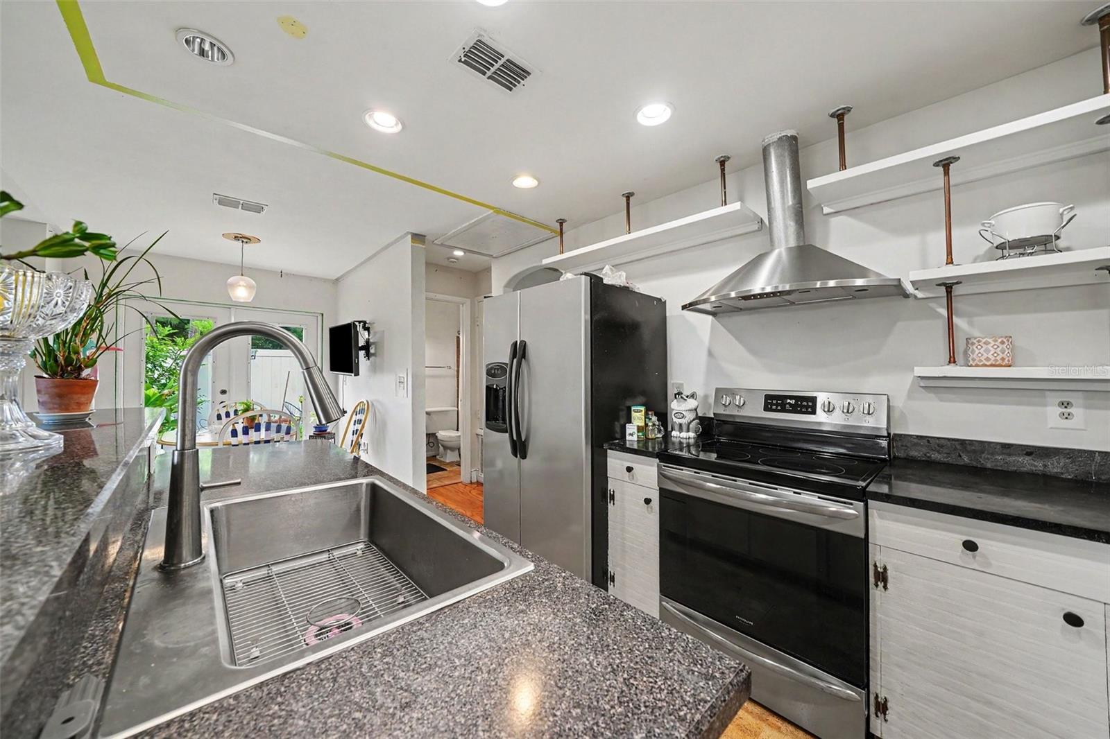 102 Dorchester, Lake Mary, FL 32746