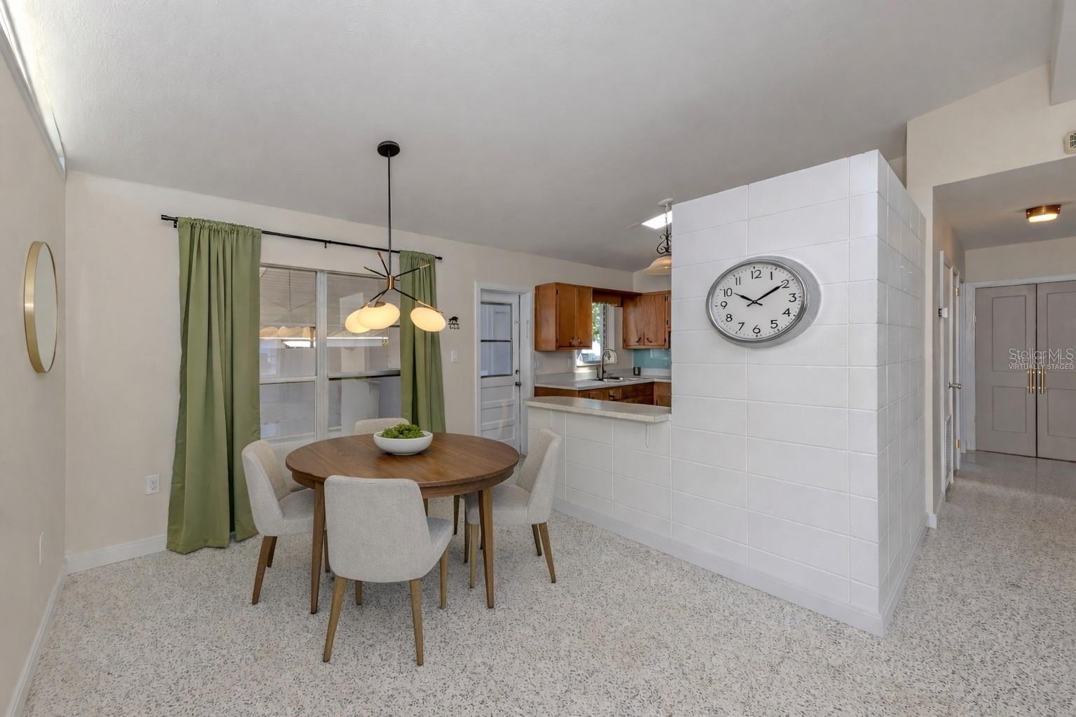 317 Hillview, Venice, FL 34293