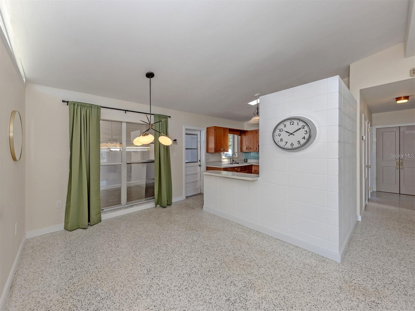 317 Hillview, Venice, FL 34293