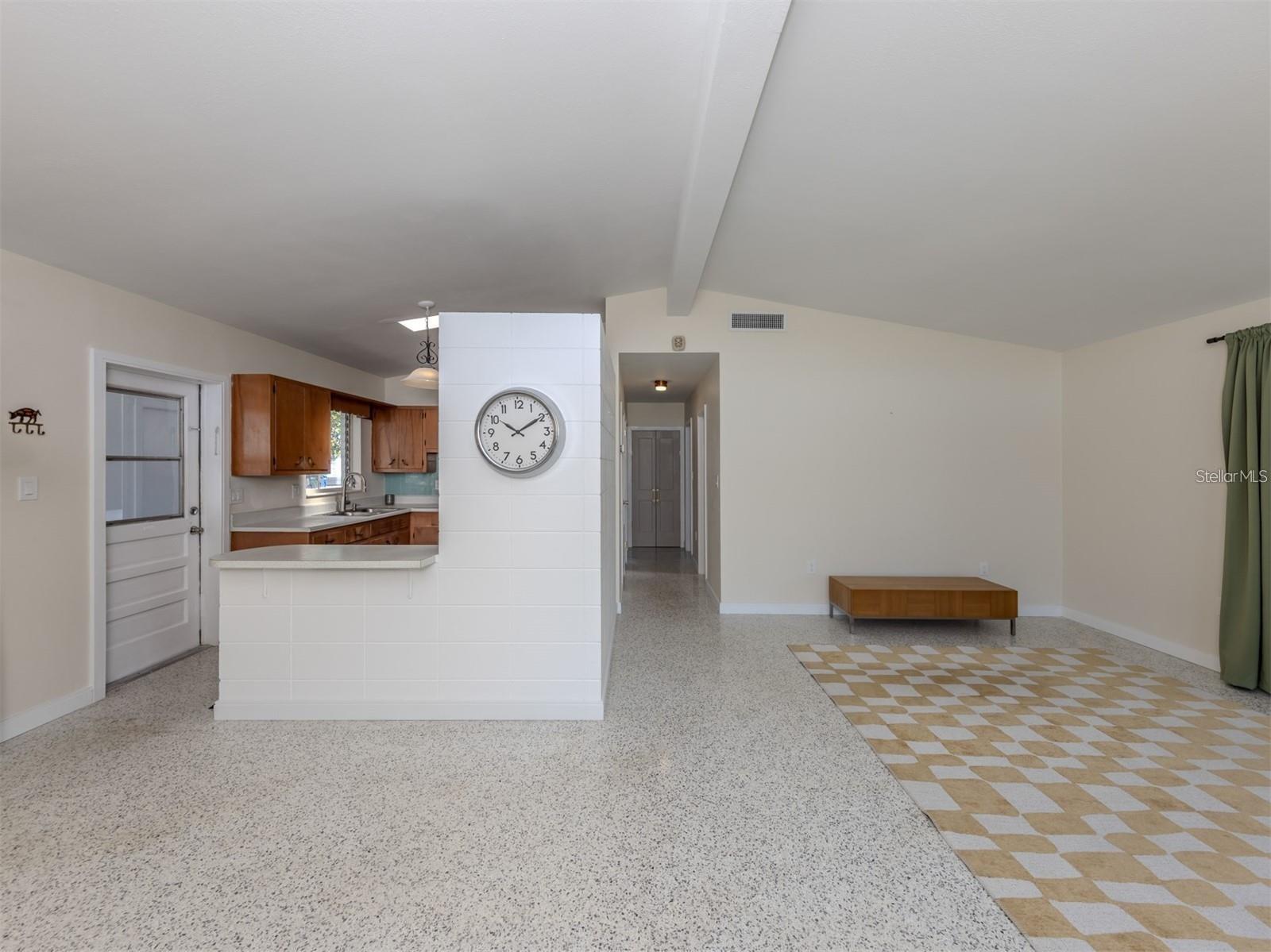 317 Hillview, Venice, FL 34293