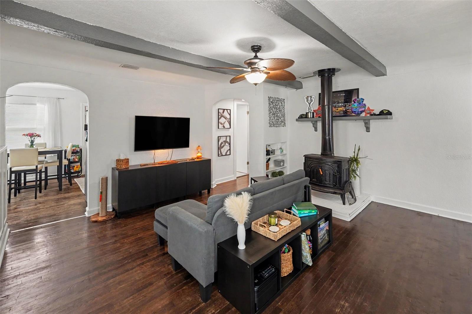 5709 35th, St Petersburg, FL 33714
