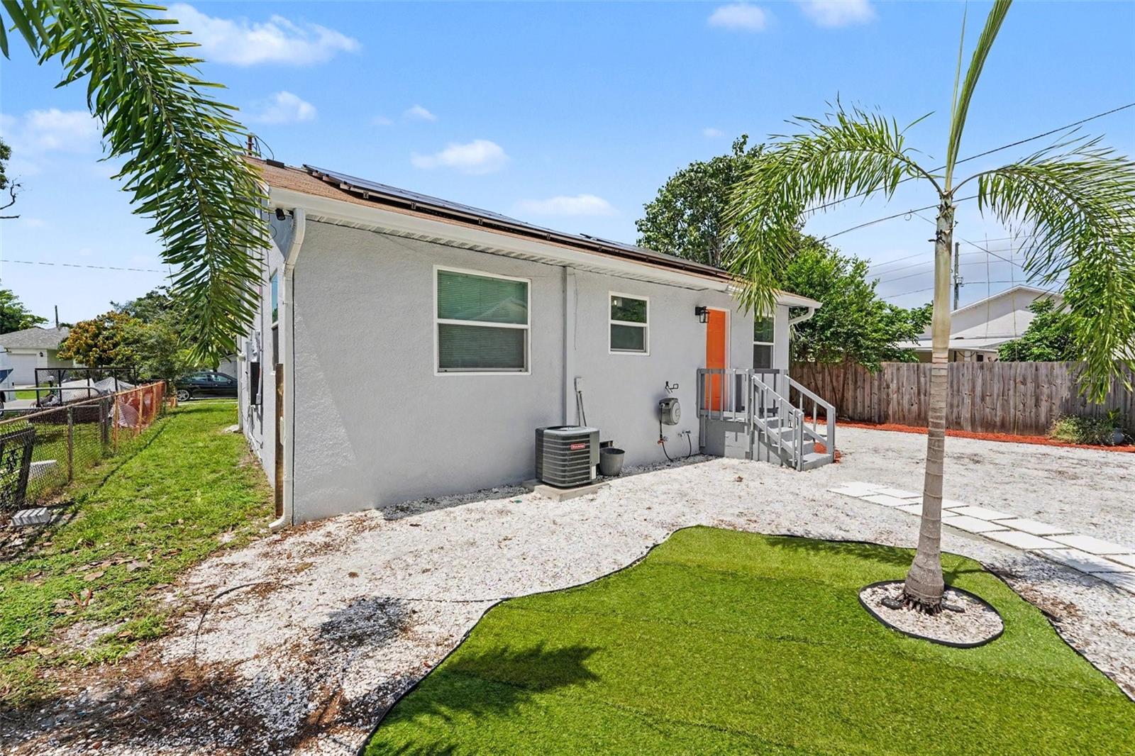 5709 35th, St Petersburg, FL 33714
