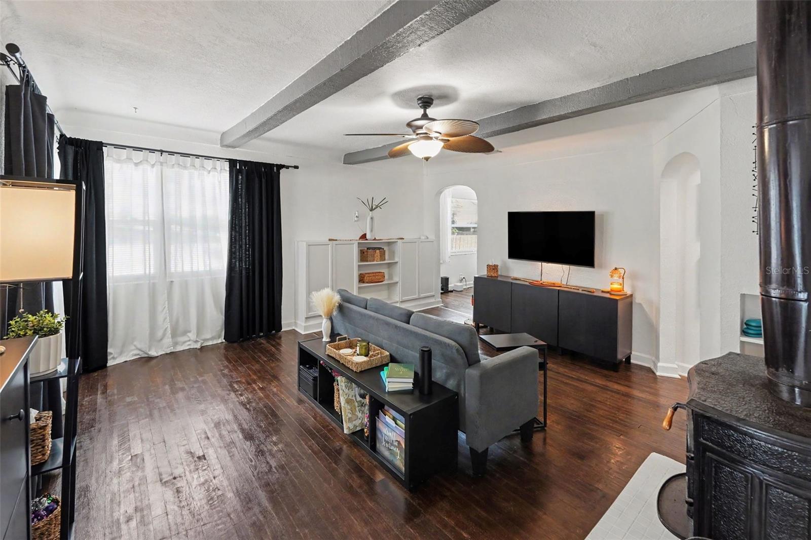 5709 35th, St Petersburg, FL 33714