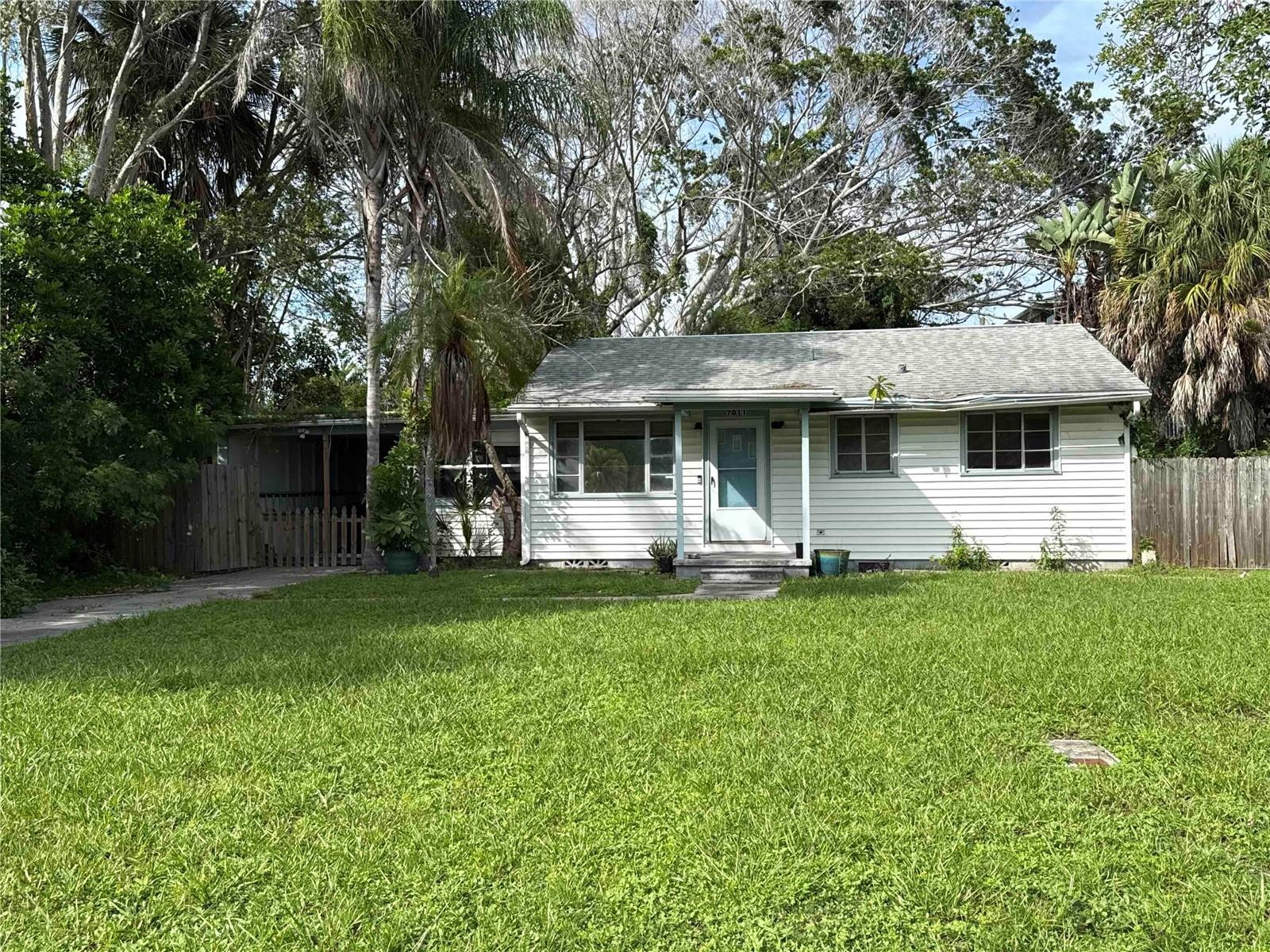 7011 Hibiscus, South Pasadena, FL 33707