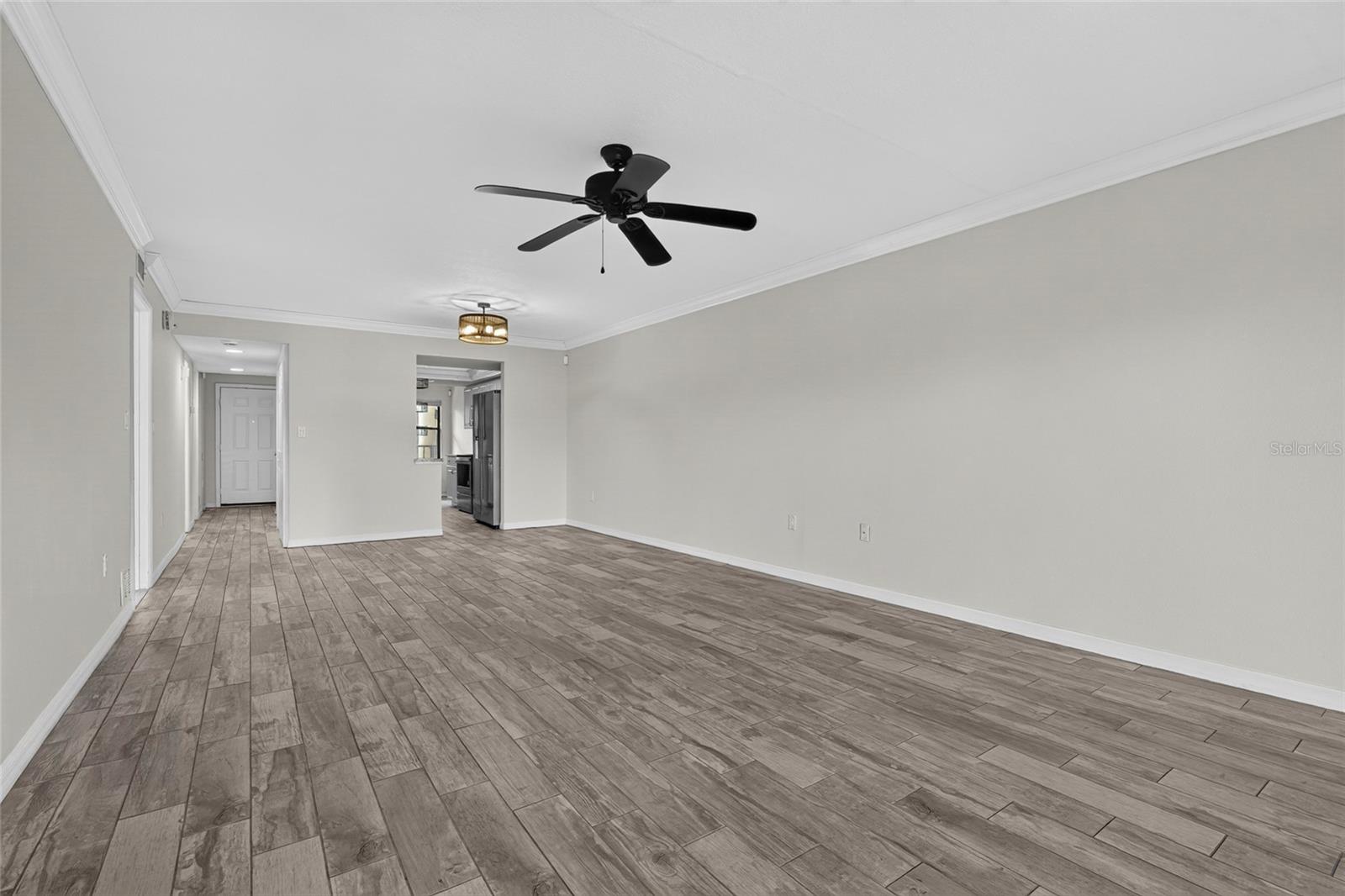 204 3rd Unit 103, Bradenton, FL 34205