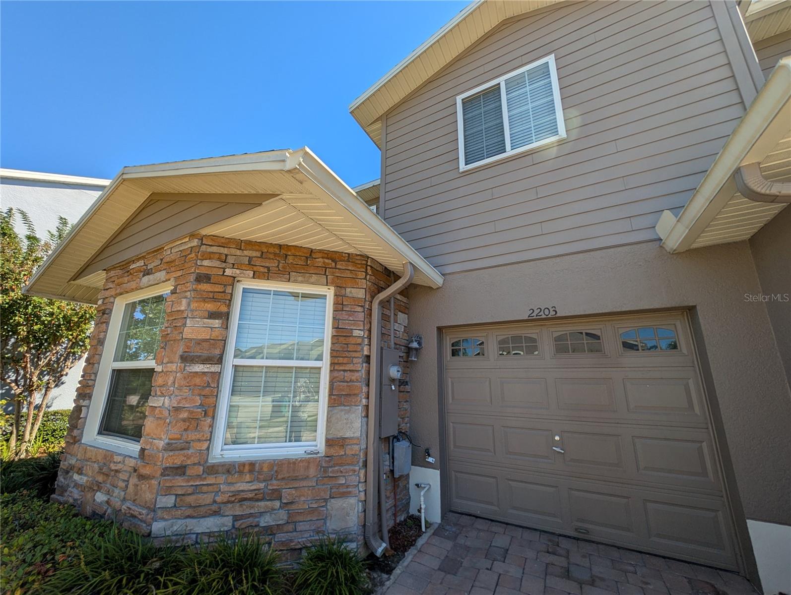 2203 Chatham Place, Orlando, FL 32824