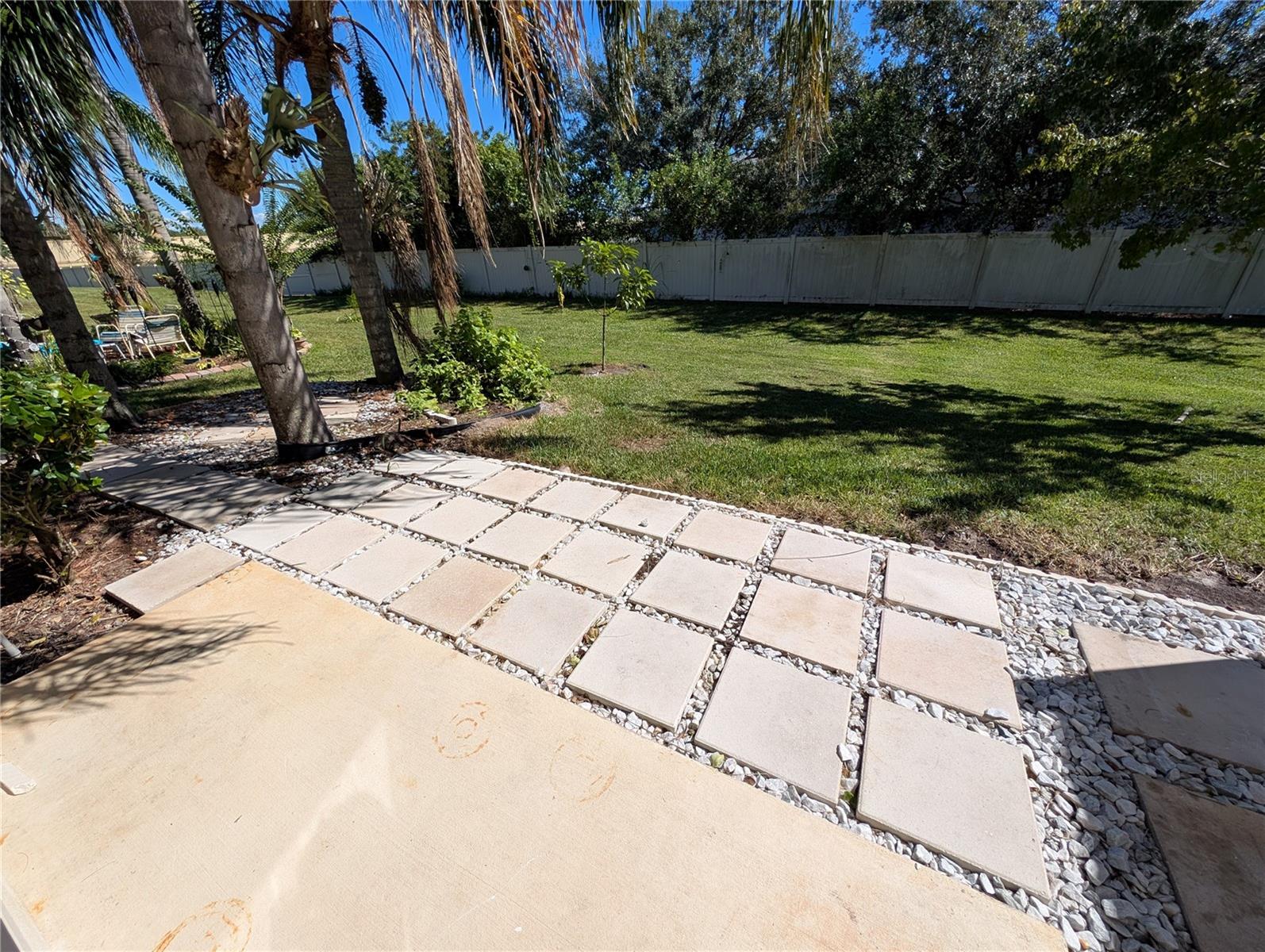 2203 Chatham Place, Orlando, FL 32824