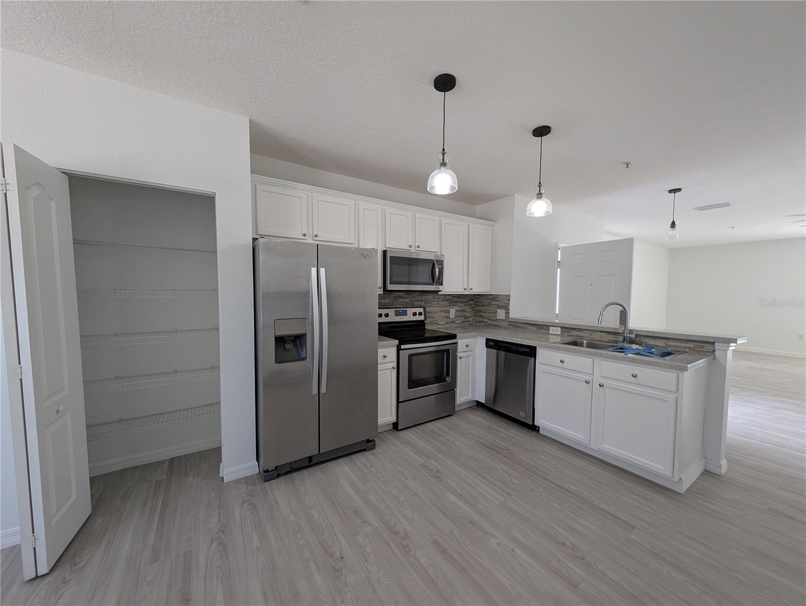 2203 Chatham Place, Orlando, FL 32824