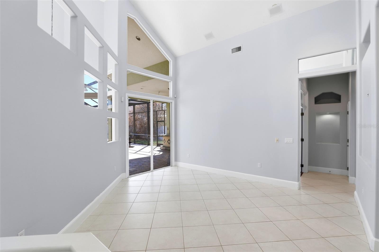 8034 Landgrove, Orlando, FL 32819