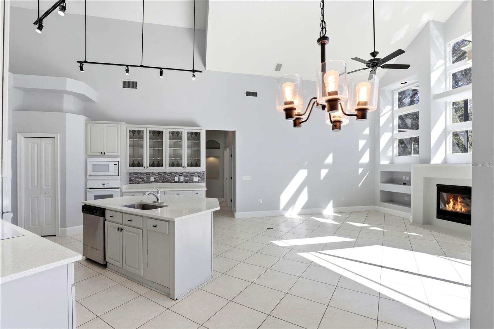8034 Landgrove, Orlando, FL 32819