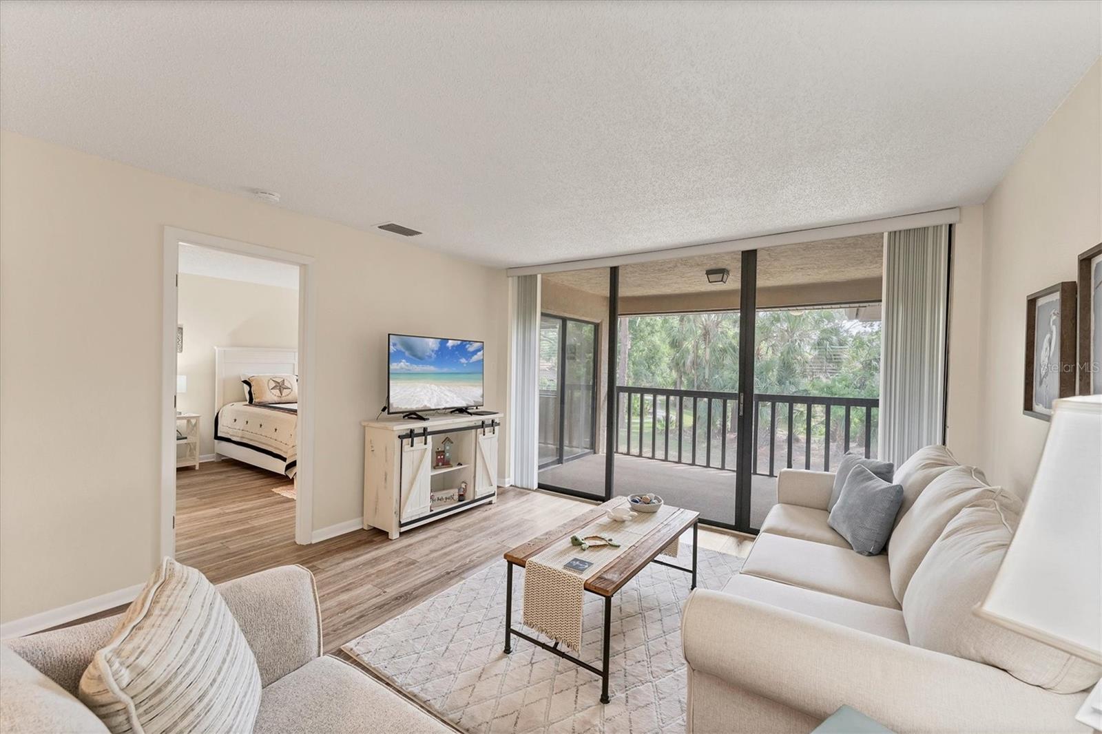 5264 Lake Village Unit 48, Sarasota, FL 34235