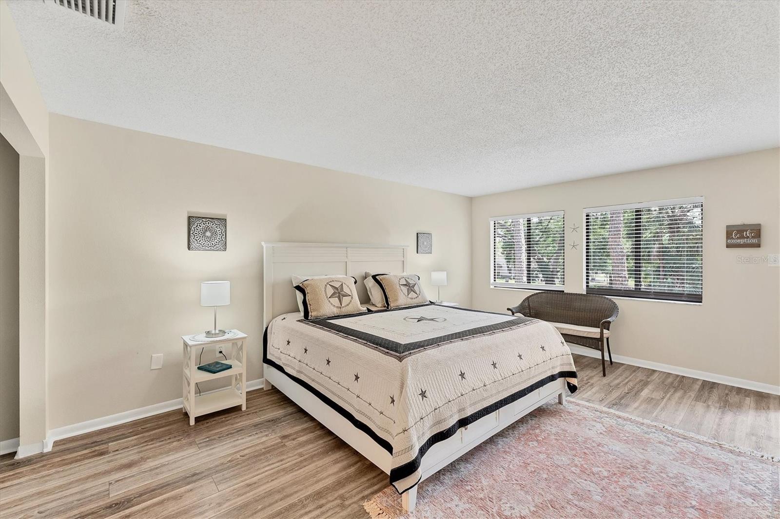 5264 Lake Village Unit 48, Sarasota, FL 34235