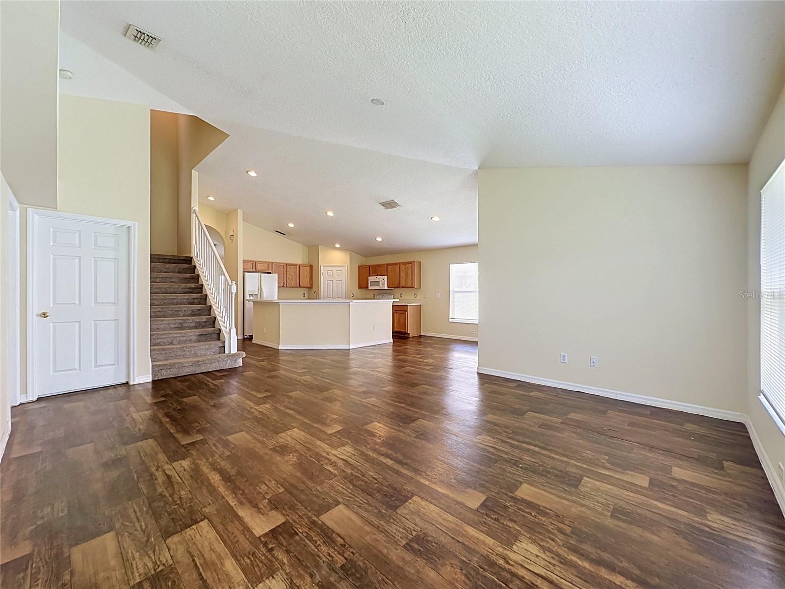 3066 Eagle Crossing Dr, Kissimmee, FL 34746