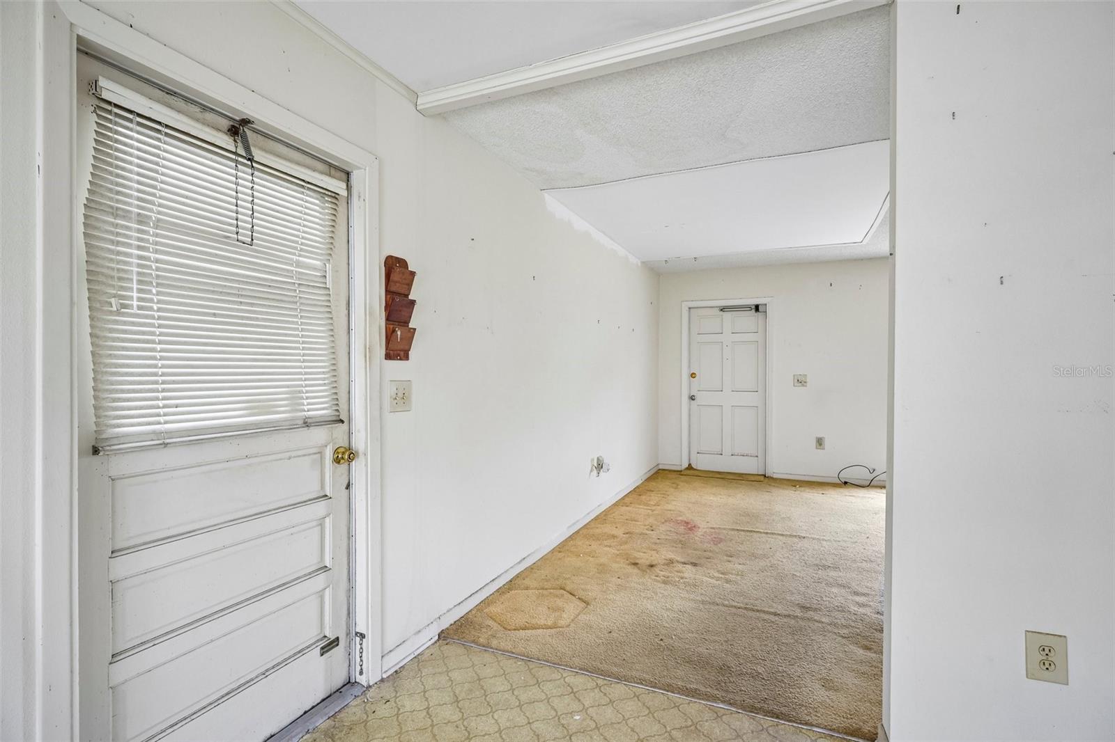 704 Radford, Sun City Center, FL 33573