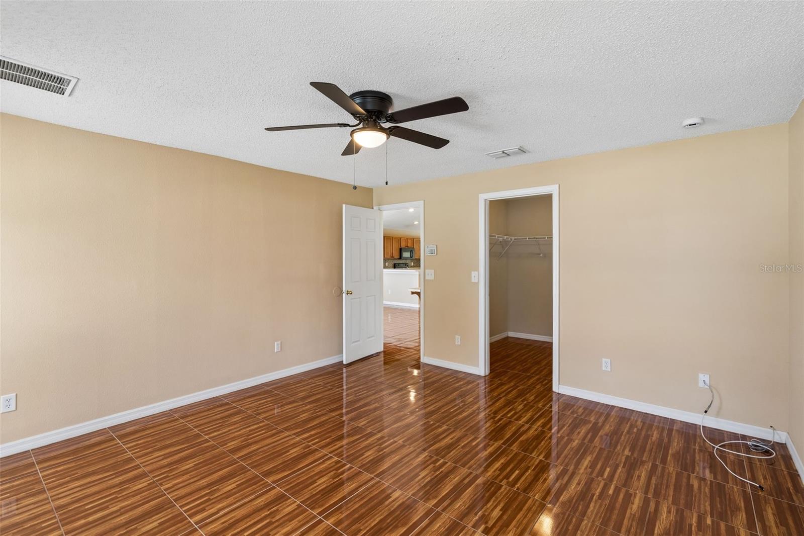 1 Catalina, Kissimmee, FL 34758