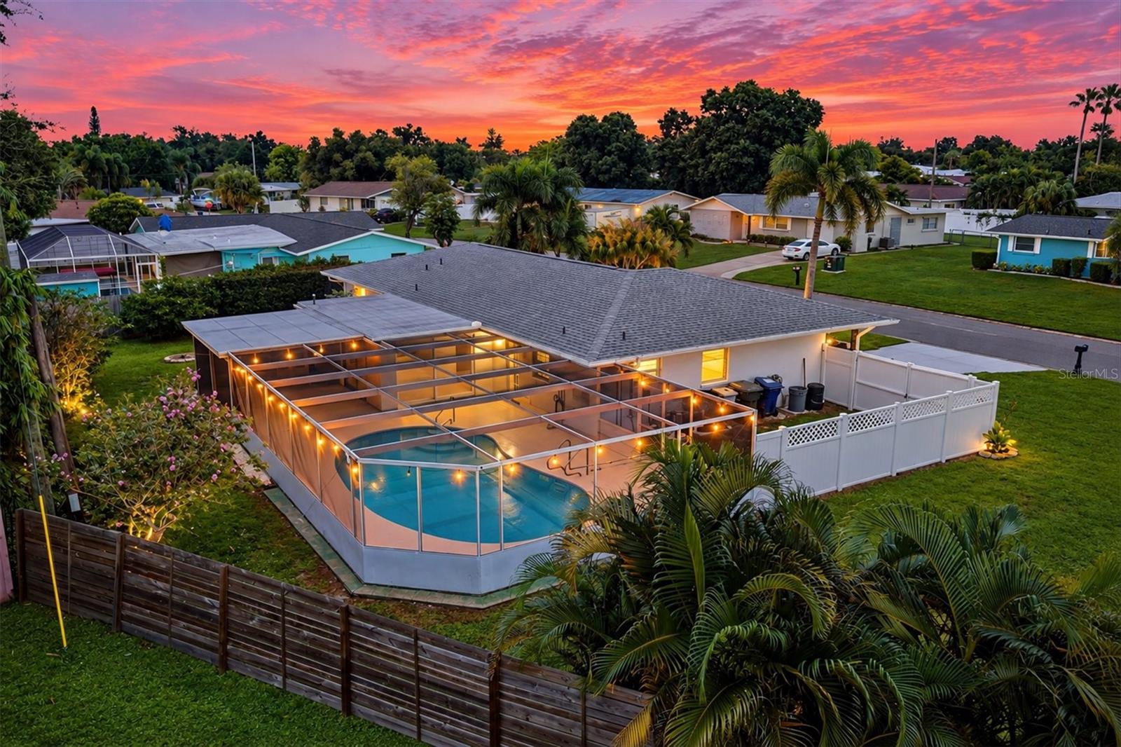 3710 Duncan, Sarasota, FL 34239