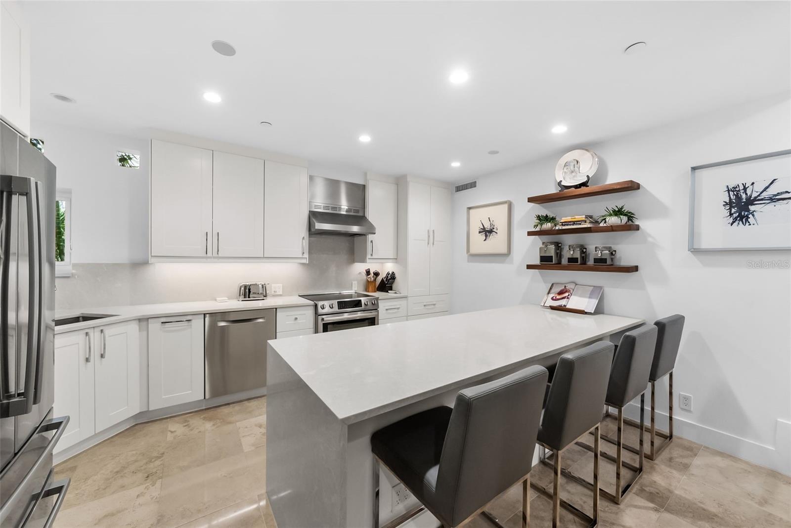 4950 Bayshore Unit 25d, Tampa, FL 33611
